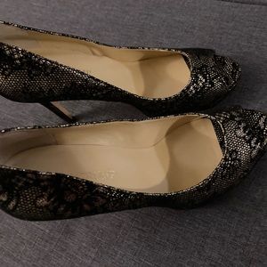 Ivanka Trump NEW Stunning Black Pattern Fabric stiletto heals 71/2 no box